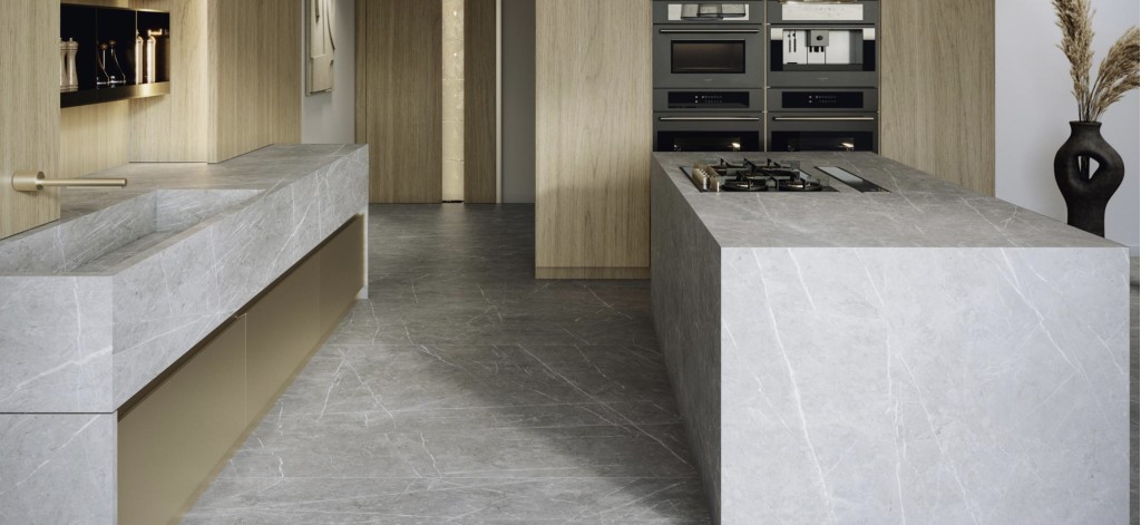 Plan mystique grey - image principale